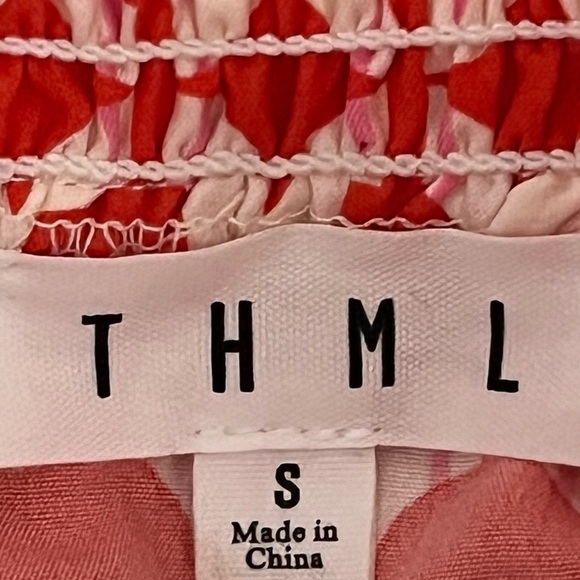 THML Anthro Stylish chic red chiffon Smocked Neck waist sleeveless Peplum Top - Picture 3 of 8